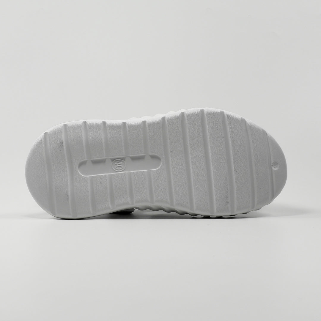 Gators Slipons (White)