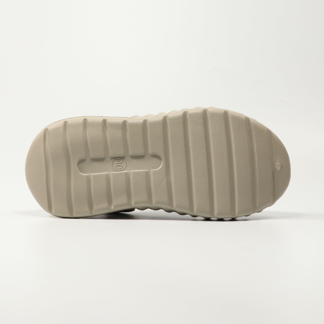 Gators Slipons (Sand Brown)