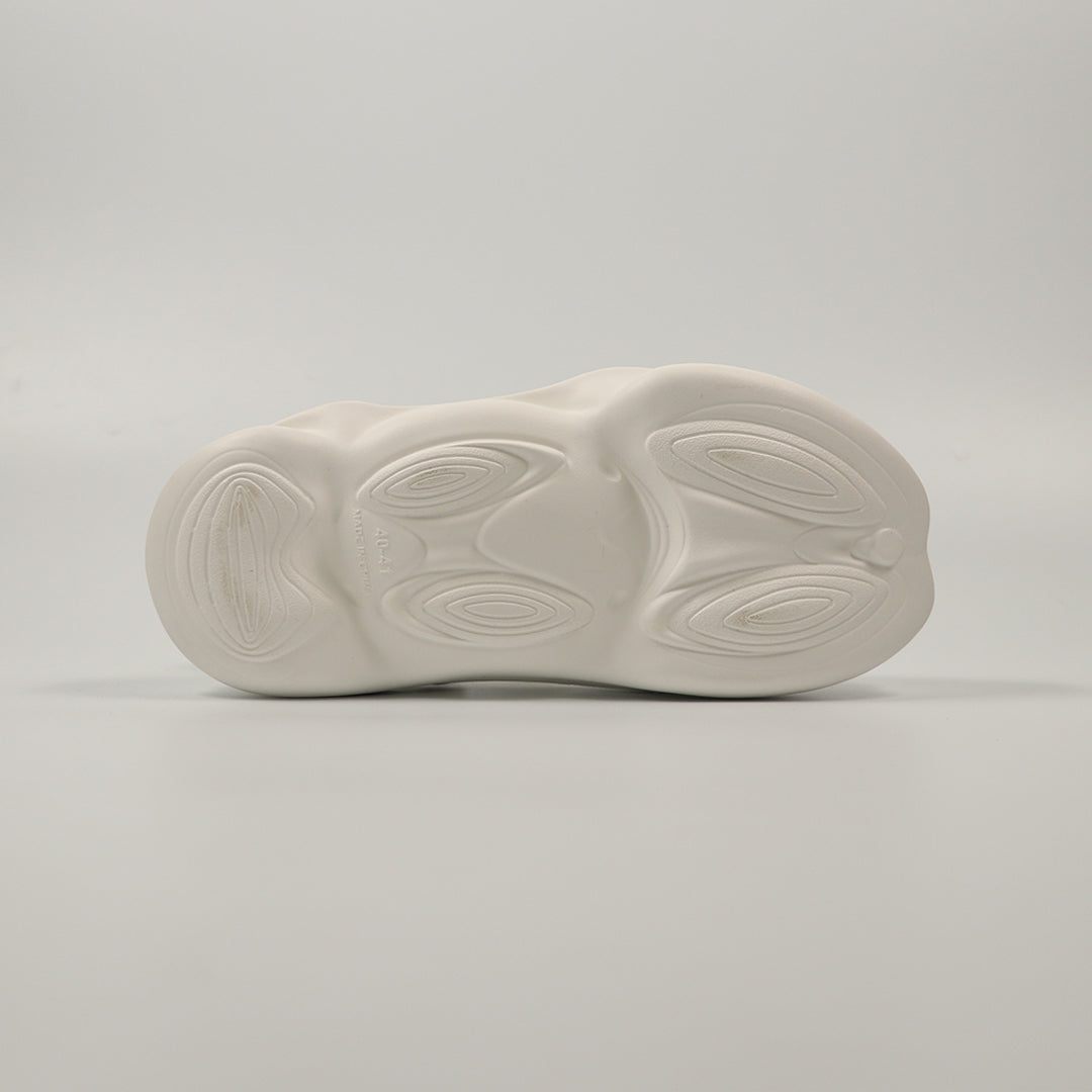 Surfers Pro SlipOns (White)