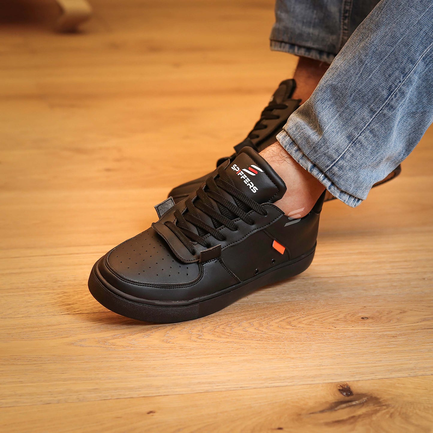 Force 1.0 ( Black )