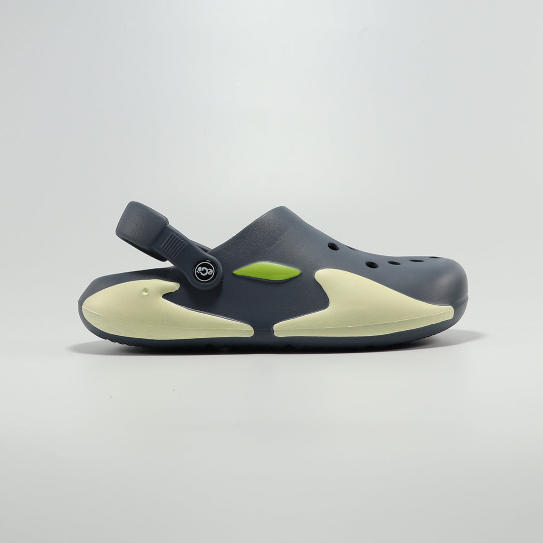 Menace SlipOns