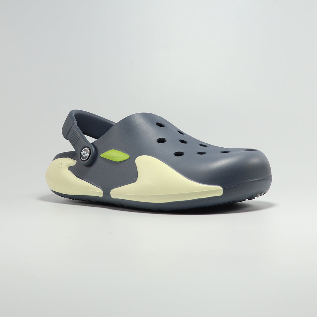 Menace SlipOns