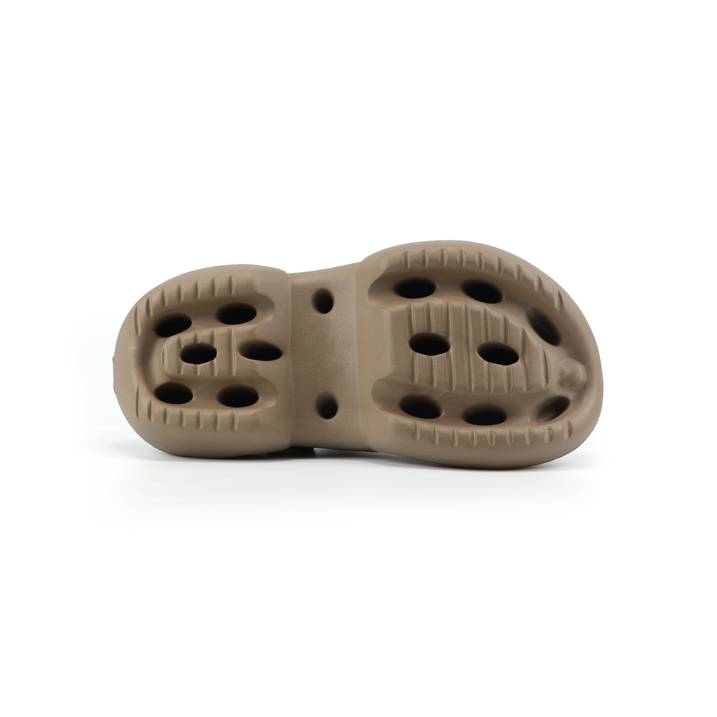 Nora Female Slides