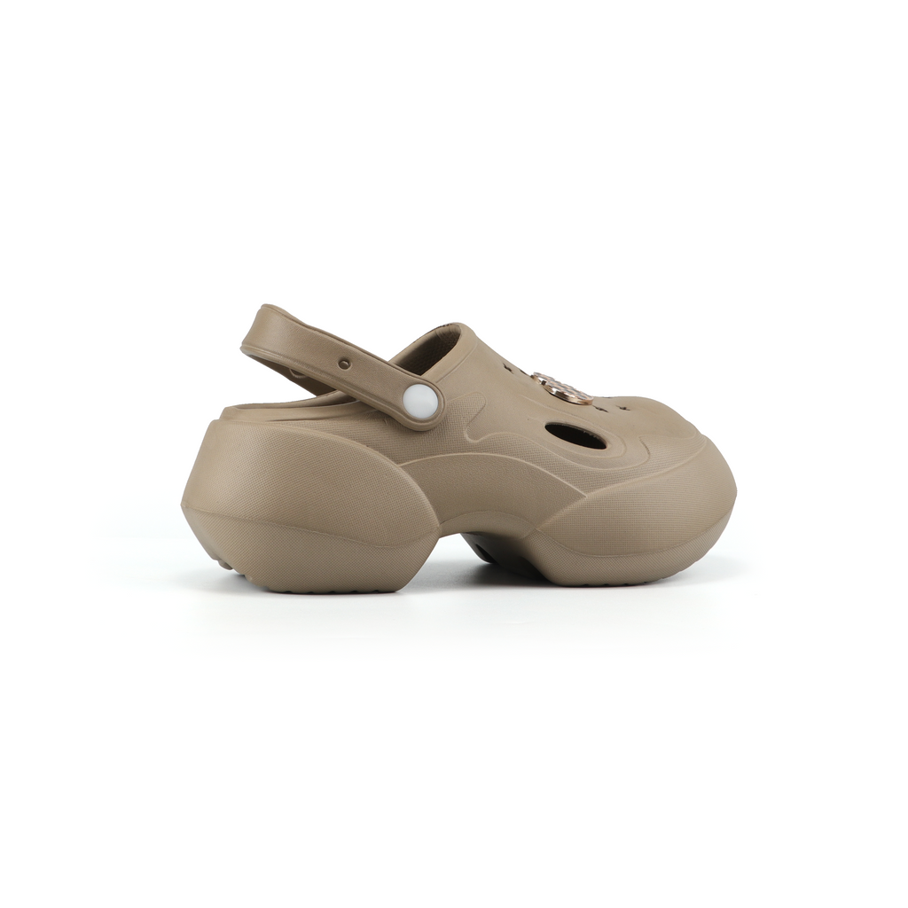 Nora Female Slides