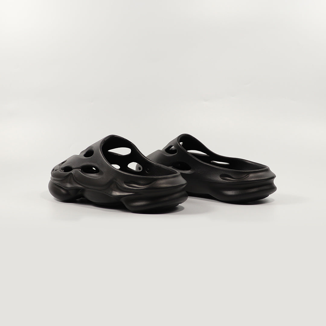 Surfers SlipOns (Black)