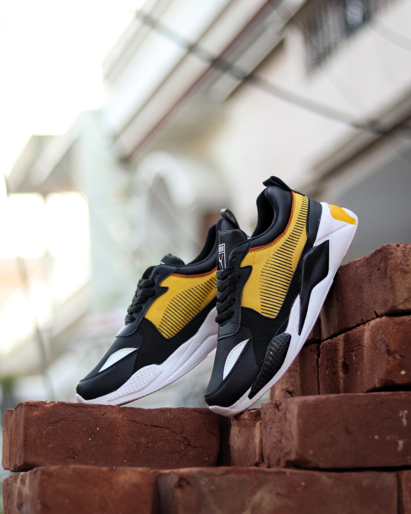 RSS 2.0 ( BLACK YELLOW ) - Spiffers