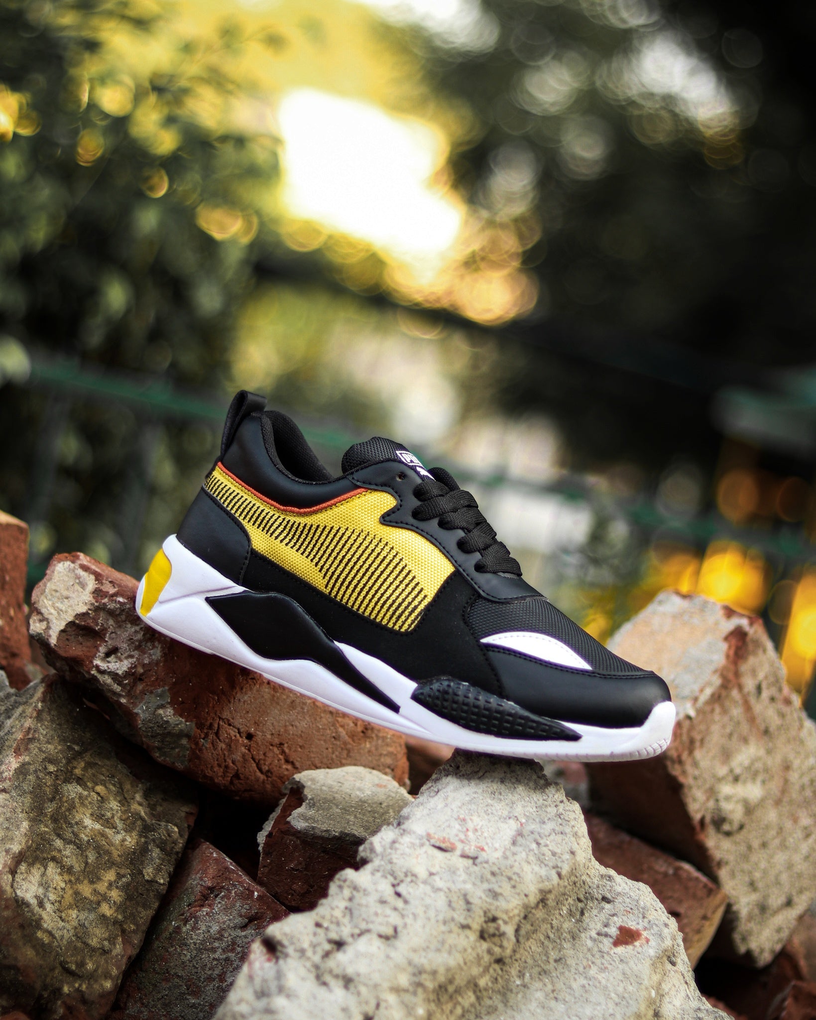 RSS 2.0 ( BLACK YELLOW ) - Spiffers