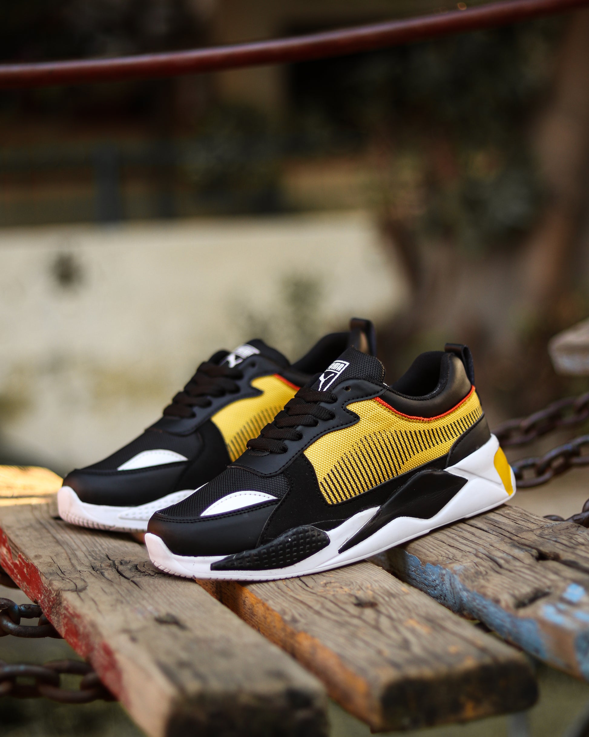 RSS 2.0 ( BLACK YELLOW ) - Spiffers