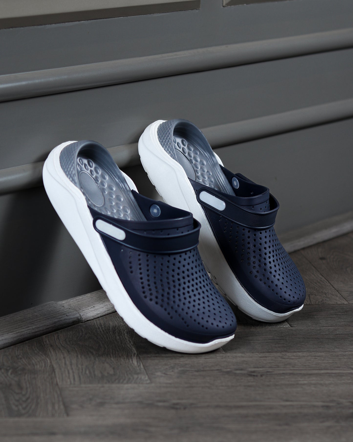 Candid Clog SlipOns (Navy blue)